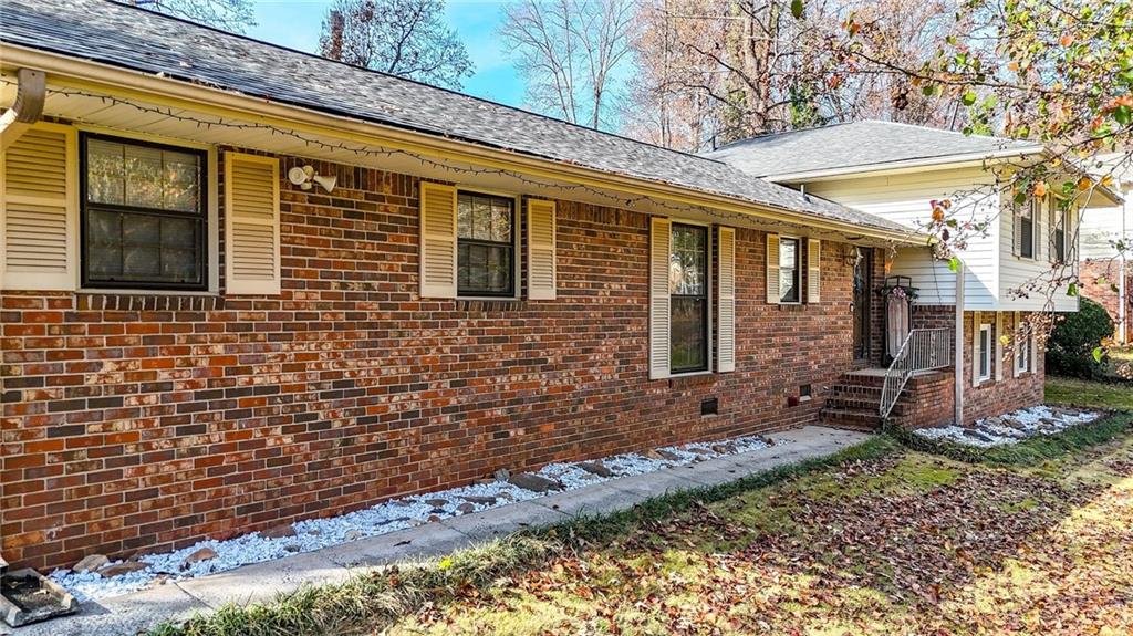 1756 Kimberly Drive SW