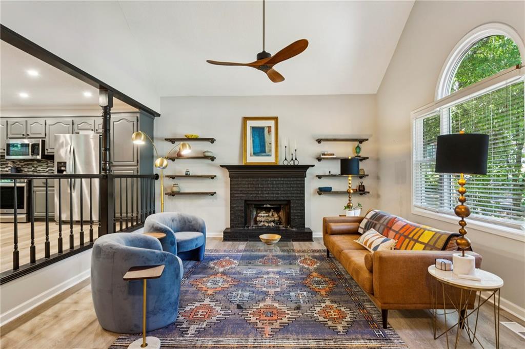 2252 Sunbrook Court NW