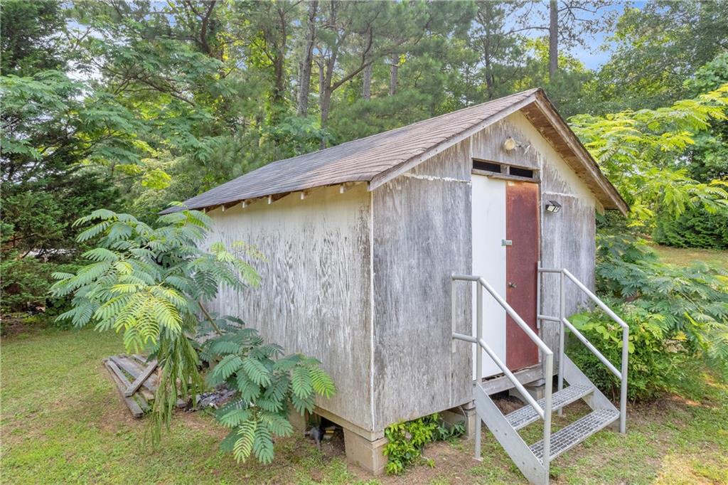 999 Simonton Glen Drive, Lawrenceville, Georgia image 7