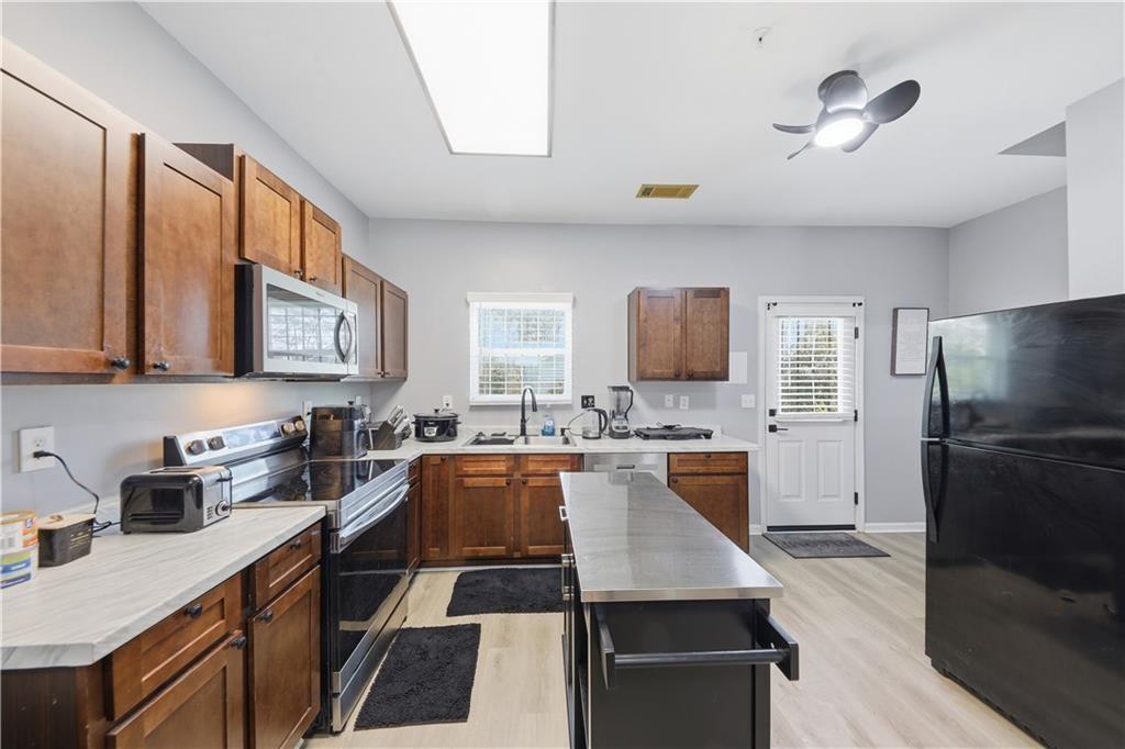 2166 Braxton Road SW