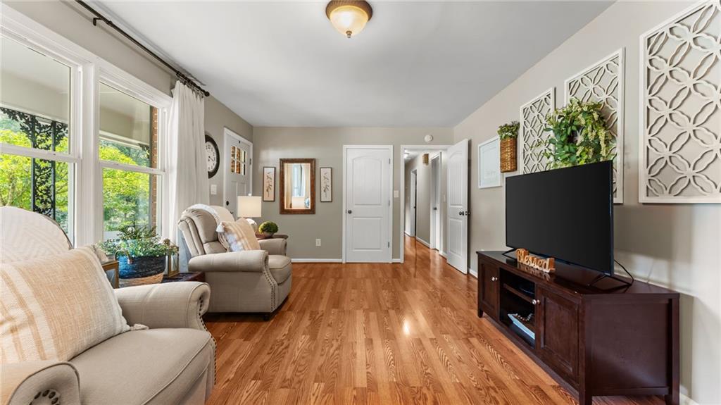 243 New Hermitage Road NE