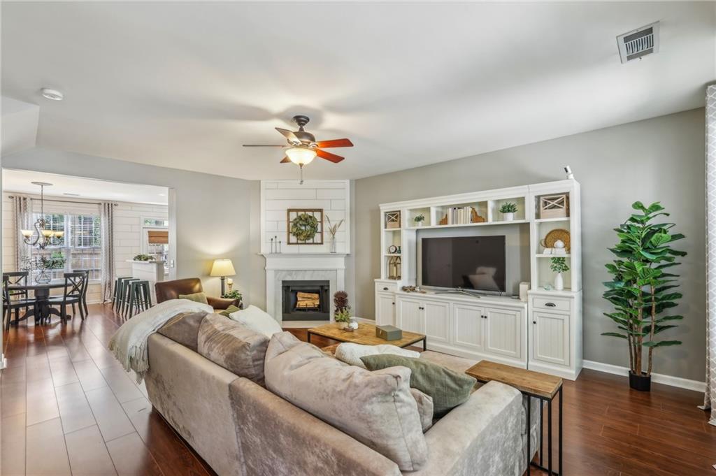 575 Gale Court, Alpharetta, Georgia image 5