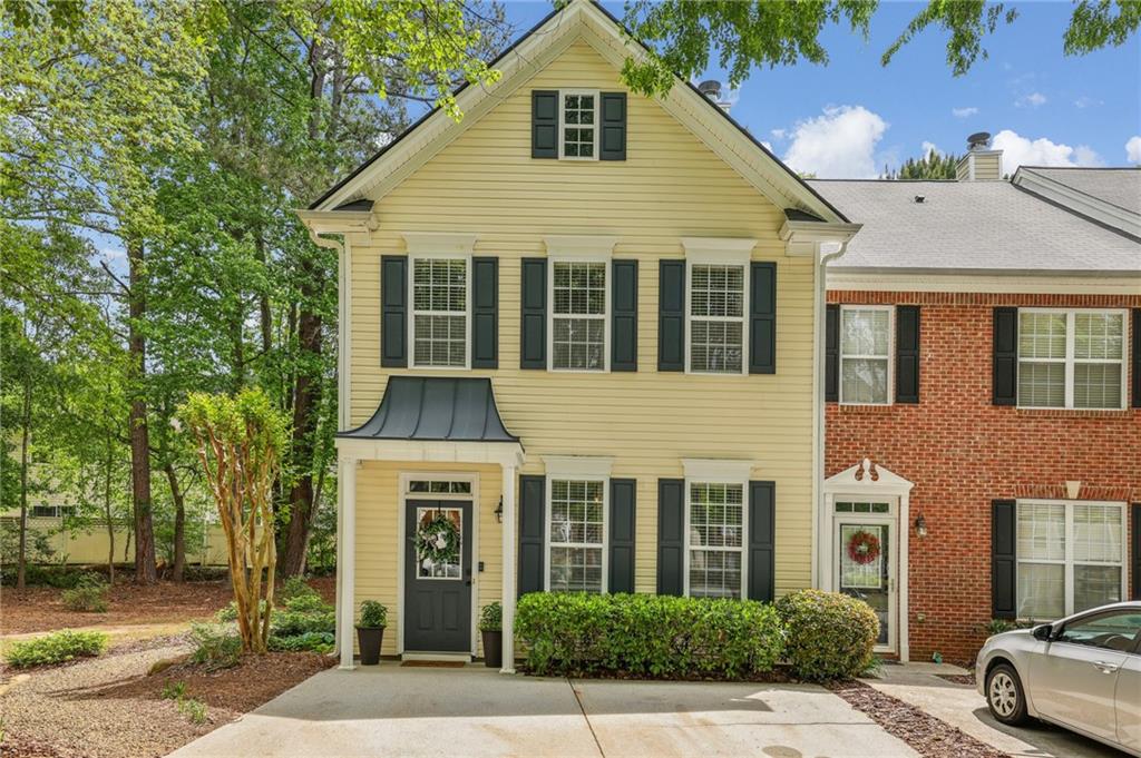 575 Gale Court, Alpharetta, Georgia image 2