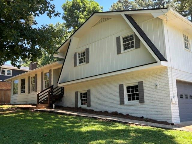 2511 Due West Circle NW