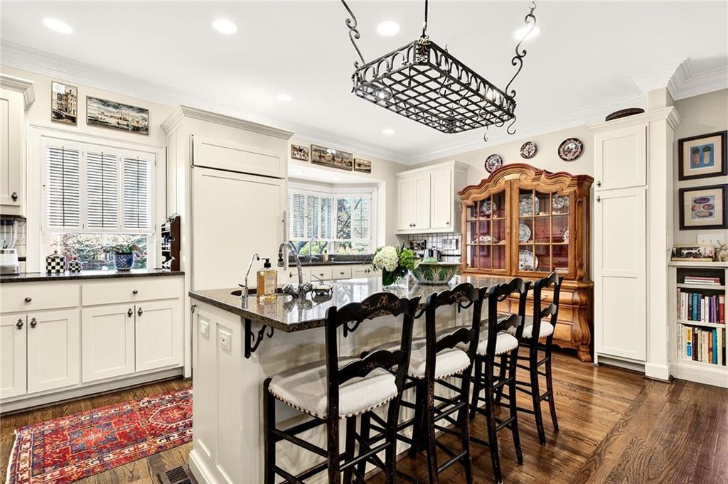 3685 Peachtree Road NE 1