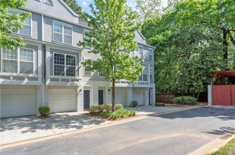 Townhouse For Sale - 1198 Village Court<br/> Atlanta, GA 30316