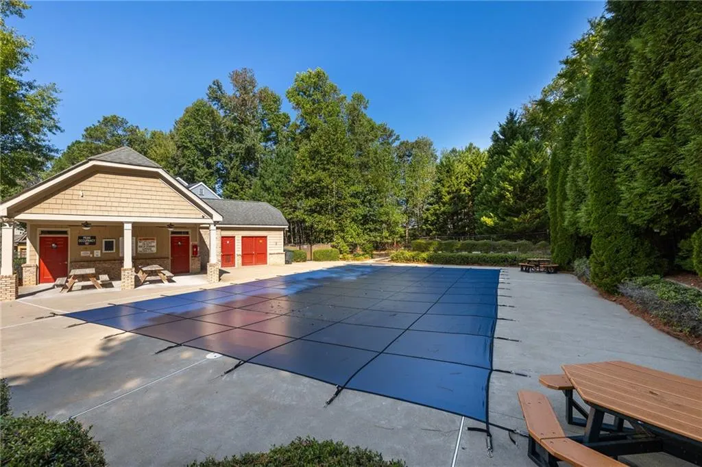 Woodstock, Georgia 30189, United States, 4 Bedrooms Bedrooms, ,3 BathroomsBathrooms,Residential,Active,81195