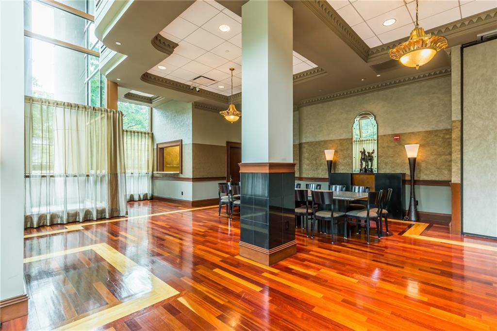 Park Avenue - Residential