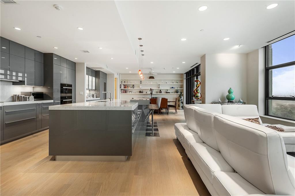Park Avenue - Residential
