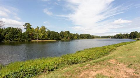 A home in Fairburn