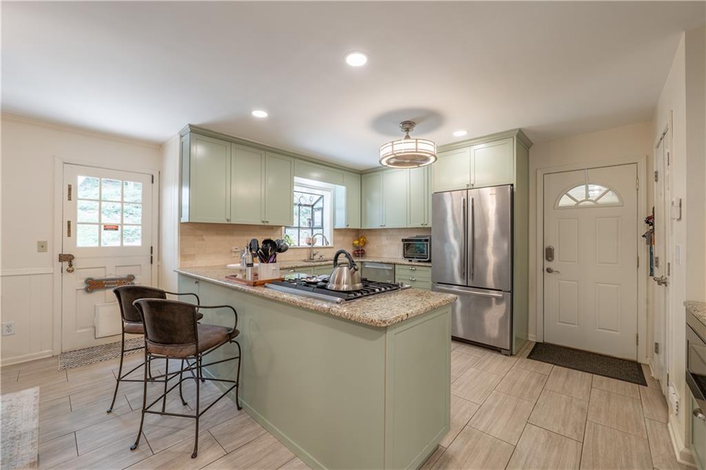 1067 Hess Drive