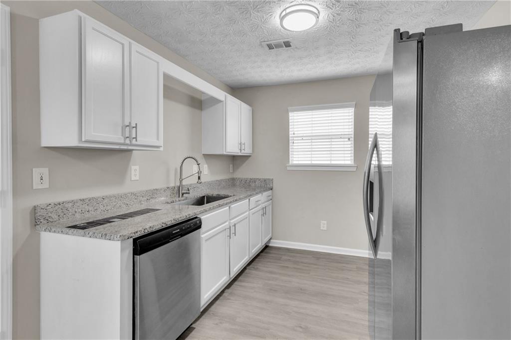 7185 Sweet Gum Court, Lithonia, Georgia image 4