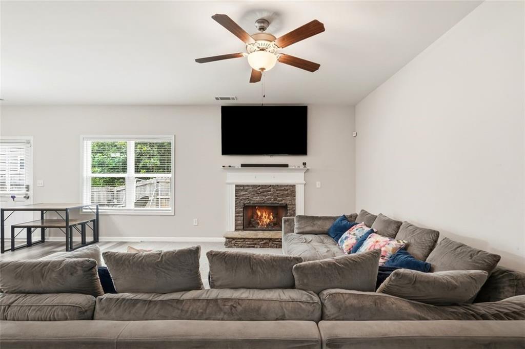 485 Arrowhead Drive