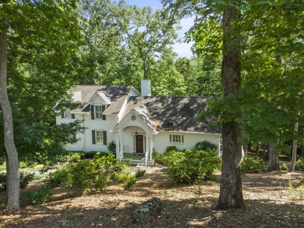 380 Fredericks Cove