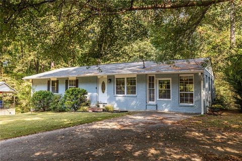 2849 Crescendo Drive Atlanta GA 30318
