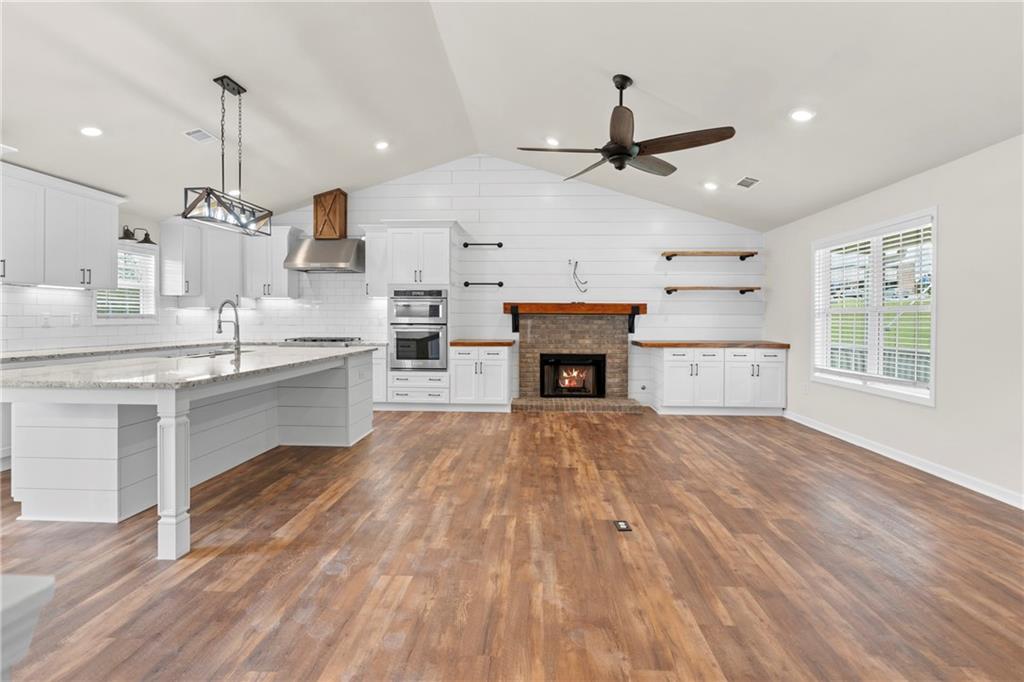 1214 Roxey Maxey Road