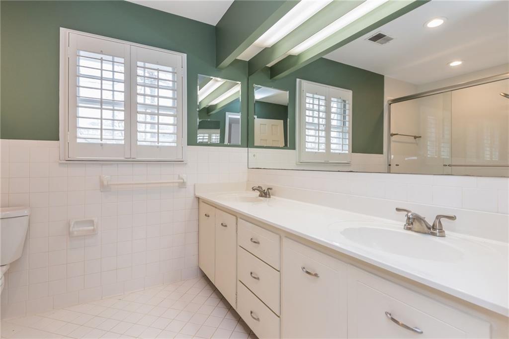 870 Richmond Hill Drive, Marietta, Georgia image 32