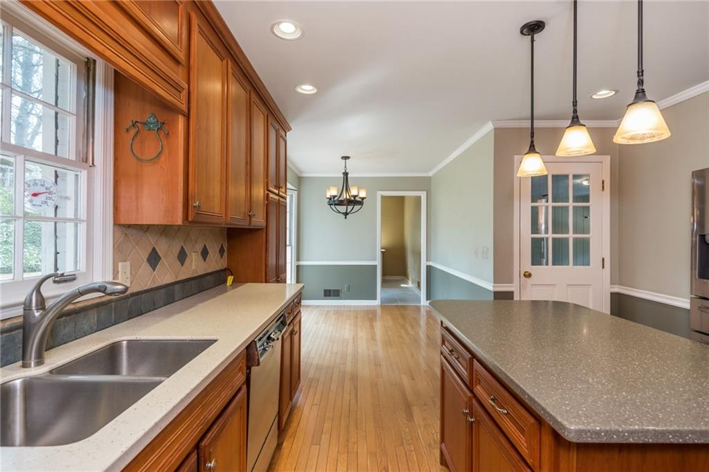 870 Richmond Hill Drive, Marietta, Georgia image 22