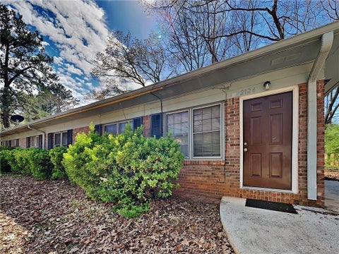 Multifamily For Rent - 2124 Golfview Drive<br/> Conyers, GA 30013