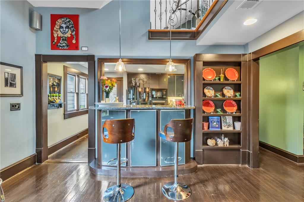 586 Auburn Avenue NE