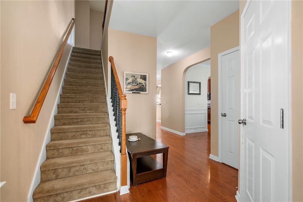 305 HIDDEN CREEK Lane