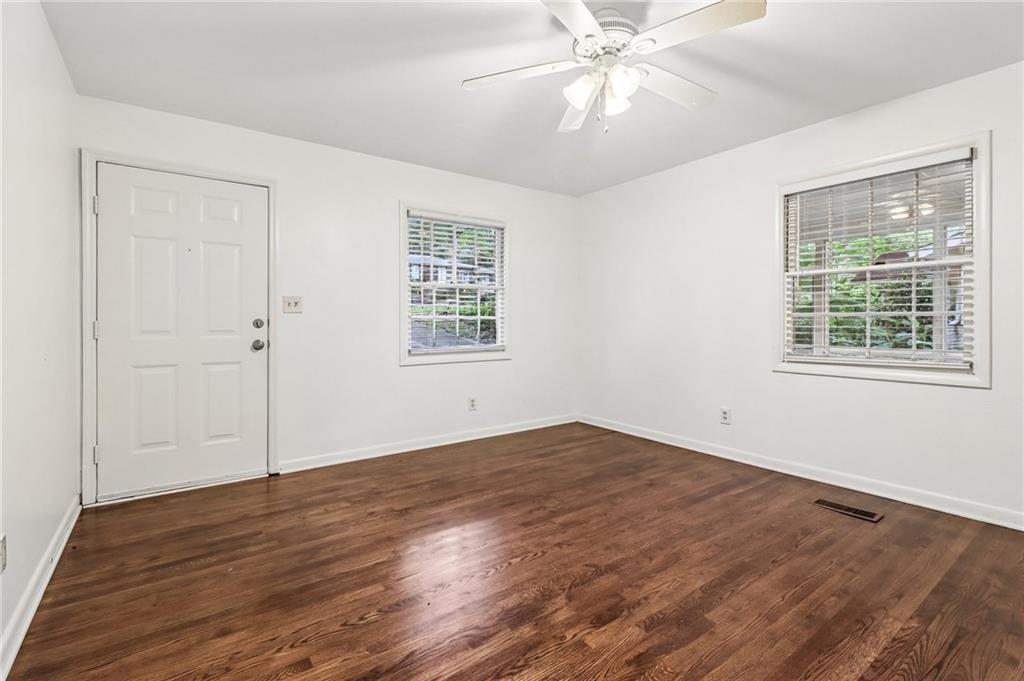 923 Verdi Way