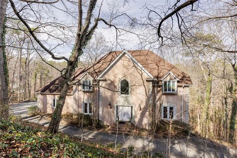 Photo of 5105 Jett Forest Trail NW, Atlanta, GA 30327 (MLS # 7706833)