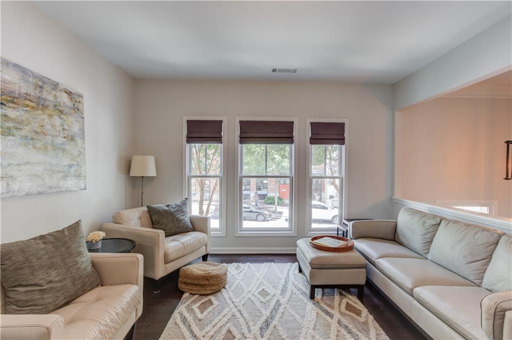 3946 Boston Common Street