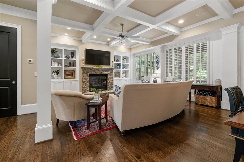 9056 Riverbend Manor, Alpharetta, Georgia image 6
