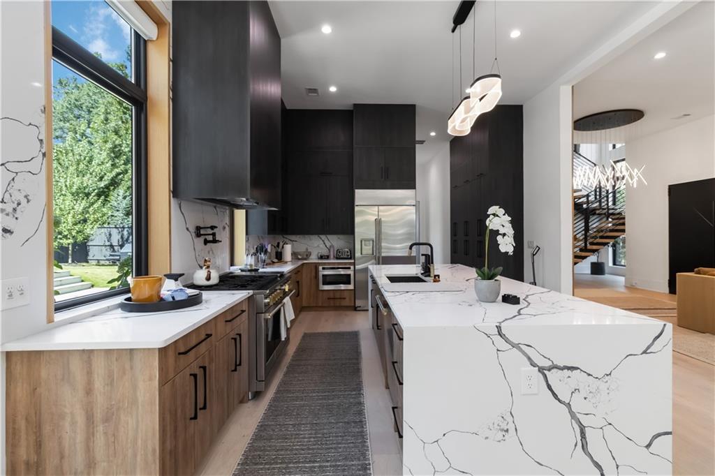 2824 Ashford Road NE