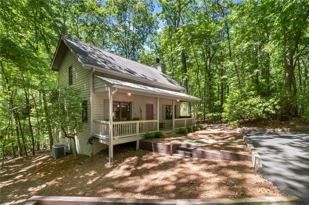 110 Sleeping Fawn Knoll