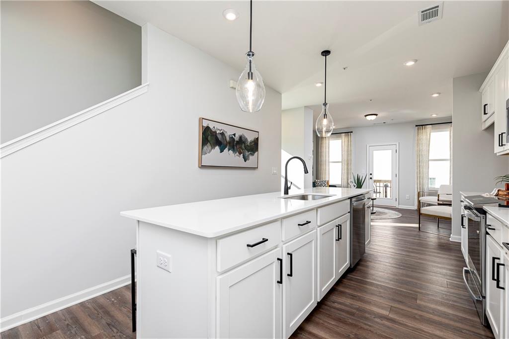 339 Skylar Way, Atlanta, Georgia image 13