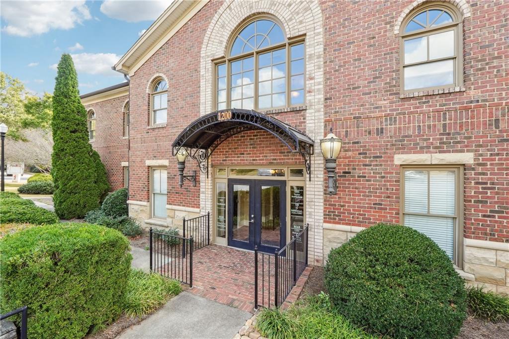 5400 Laurel Springs Parkway 1206