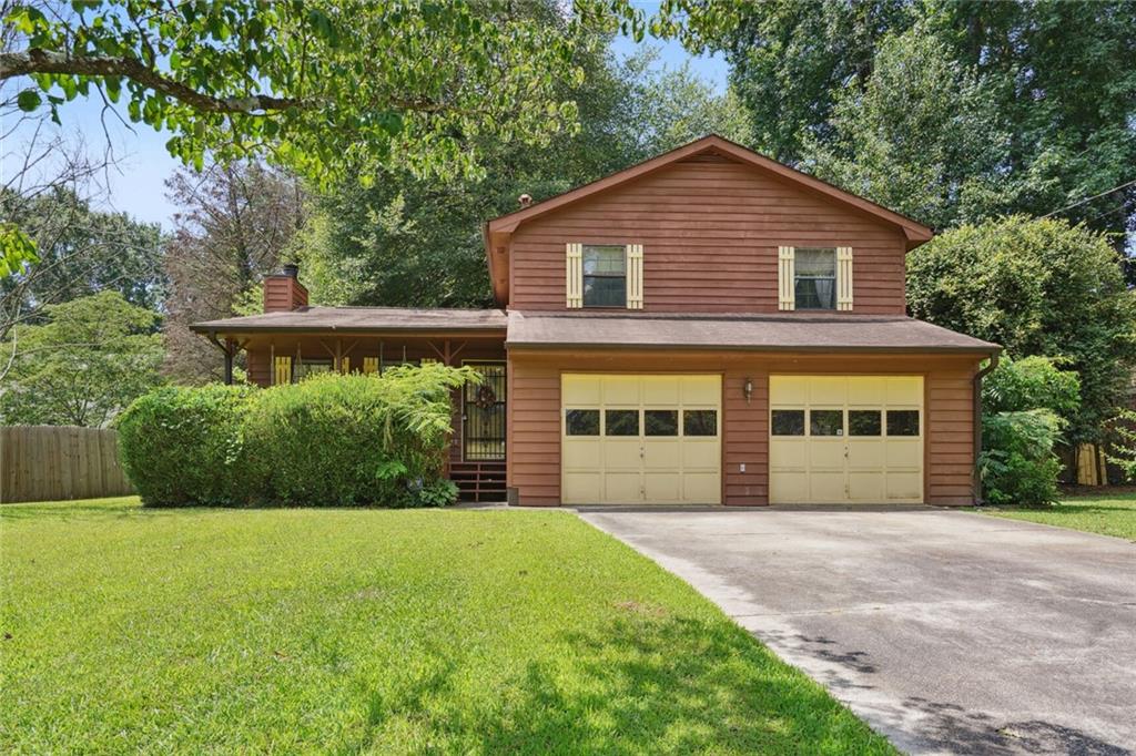 Sold AS-IS. Located just around the corner from the Riverdale Town Center and Amphitheater, this 3 bedroom, 2 bathroom home is in a very convenient location. Kroger, Home Depot, Walmart, Planet Fitness, and many other shops and restaurants are all less than a mile away. This home has a newer roof, up-to-date HVAC maintenance plan, and termite bond. Priced to sell in its current condition and ready for your personal touches!