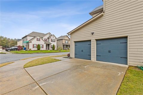 A home in Fairburn