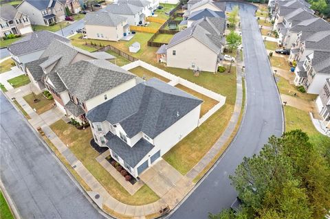 A home in Fairburn