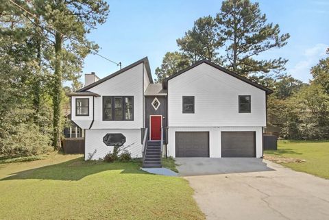 295 LAMDEN Court Lawrenceville GA 30046