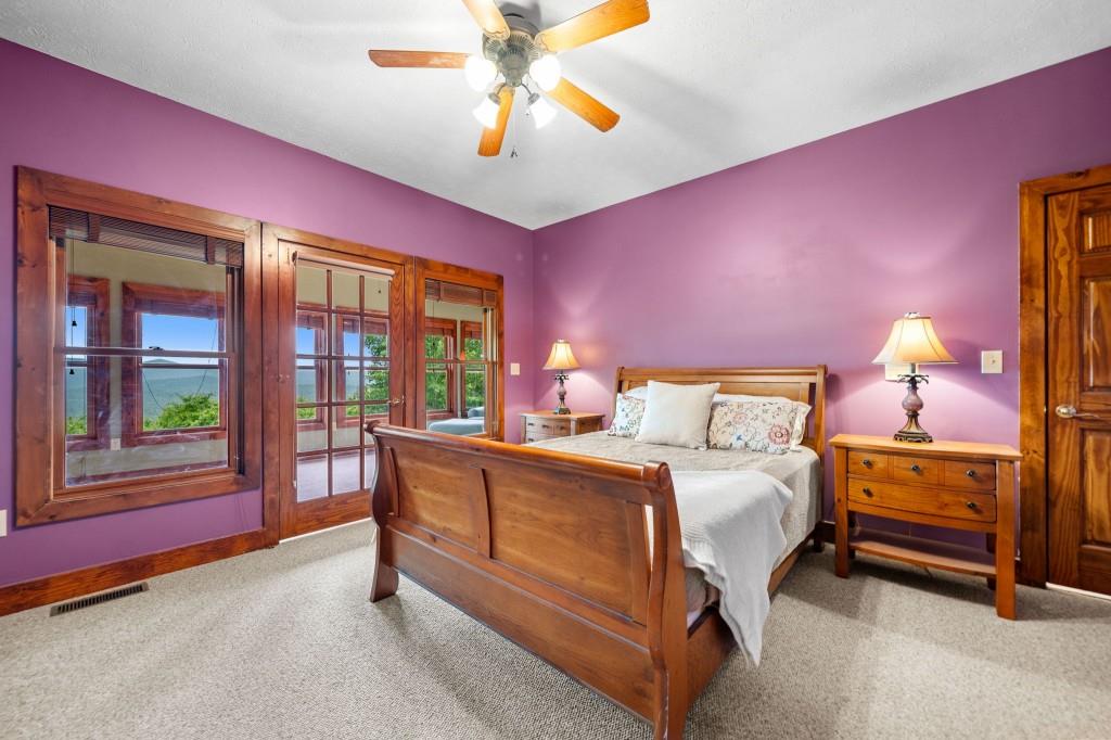1158 Scenic Mountain View Road