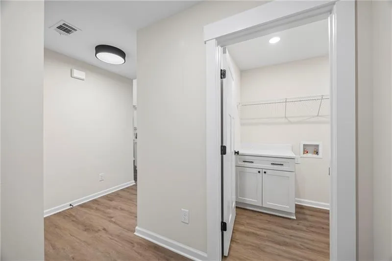 Toccoa, Georgia 30577, United States, 4 Bedrooms Bedrooms, ,2 BathroomsBathrooms,Residential,Active,16467