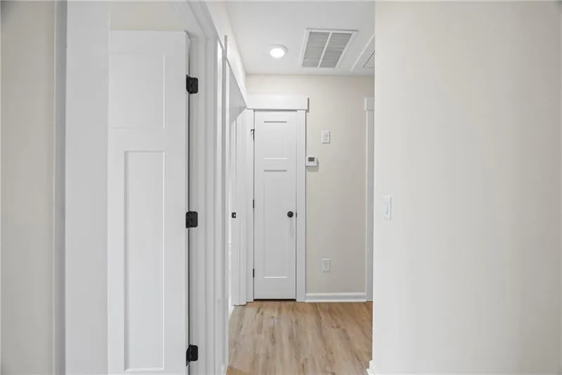 Toccoa, Georgia 30577, United States, 4 Bedrooms Bedrooms, ,2 BathroomsBathrooms,Residential,Active,16467