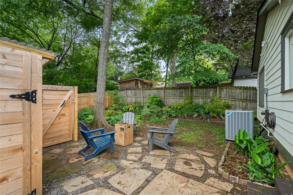 1063 Manigault Street, Atlanta, Georgia image 36