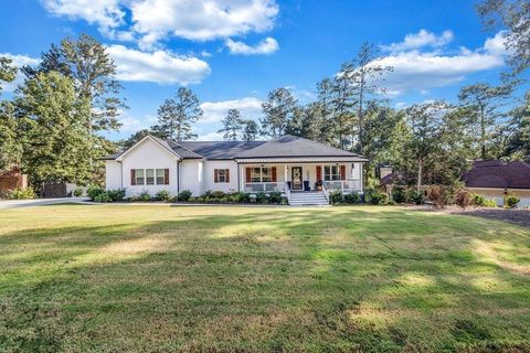 Homes For Sale - 2684 Harvest Drive<br/> Conyers, GA 30013