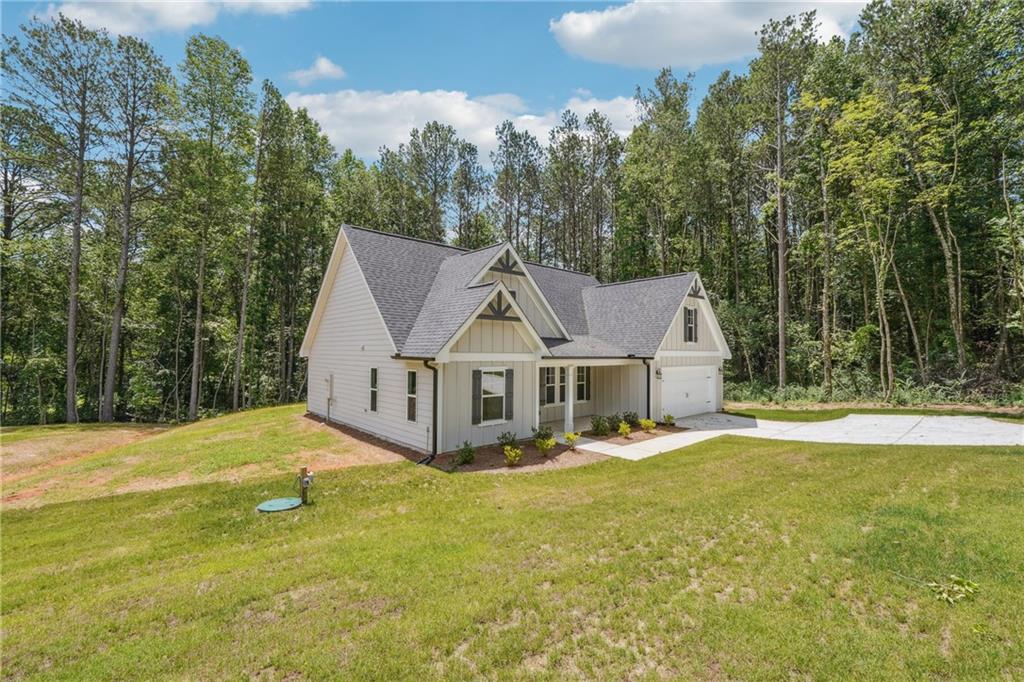 7429 Highway 136 West
