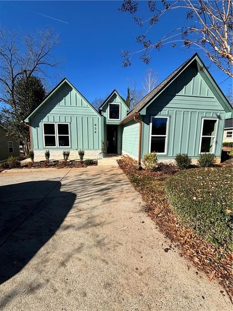 934 Zion Circle Roswell GA 30075