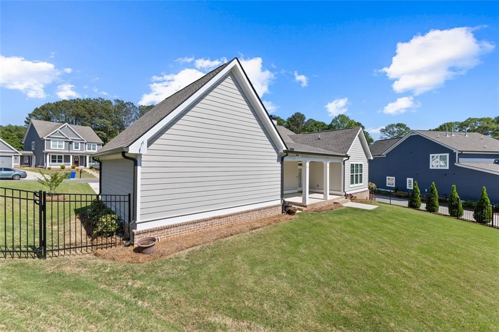 810 Clubside Court, Monroe, Georgia image 9