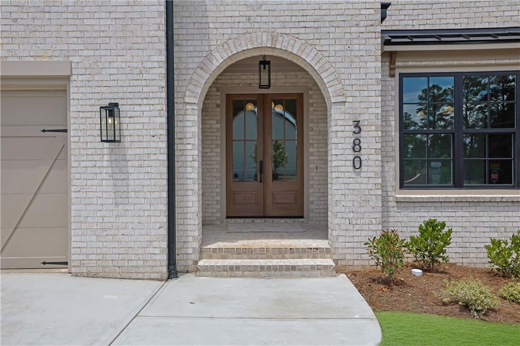 380 Hillcrest View Drive