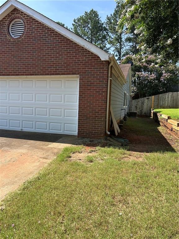 1470 Charter Oaks Lane