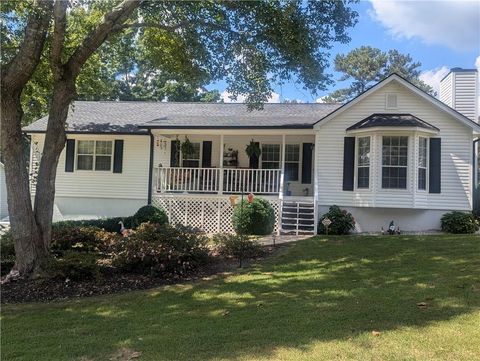 A home in Douglasville