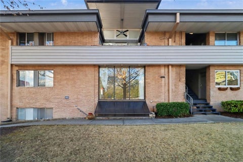 Condo For Sale - 4300 Roswell Road #4303<br/> Fulton County, Atlanta, GA 30342