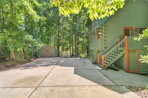 A home in Ellijay